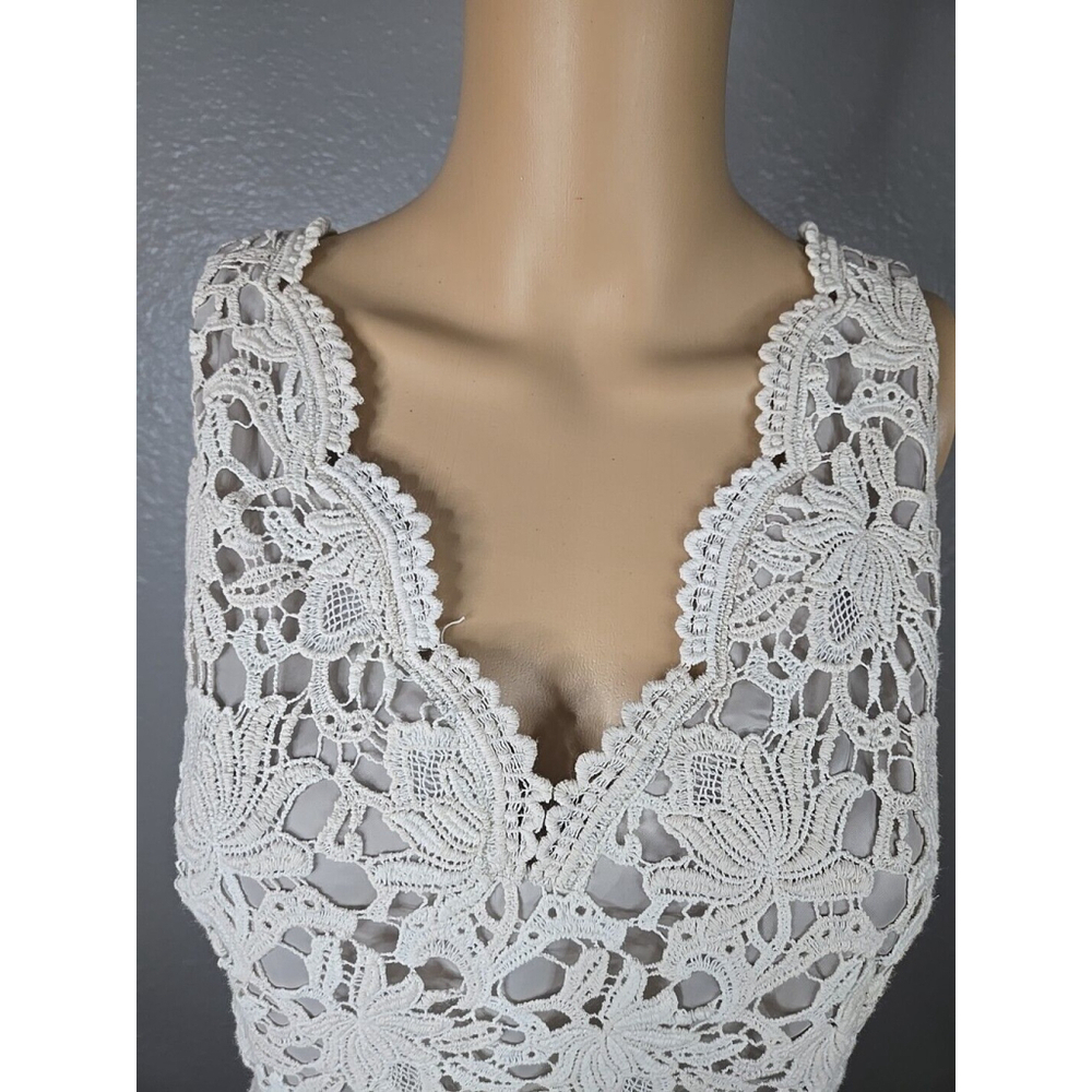 Ann Taylor Women's Ivory Lace Overlay Sleeveless Sheath Dress Size 6 - Picture 2 of 6